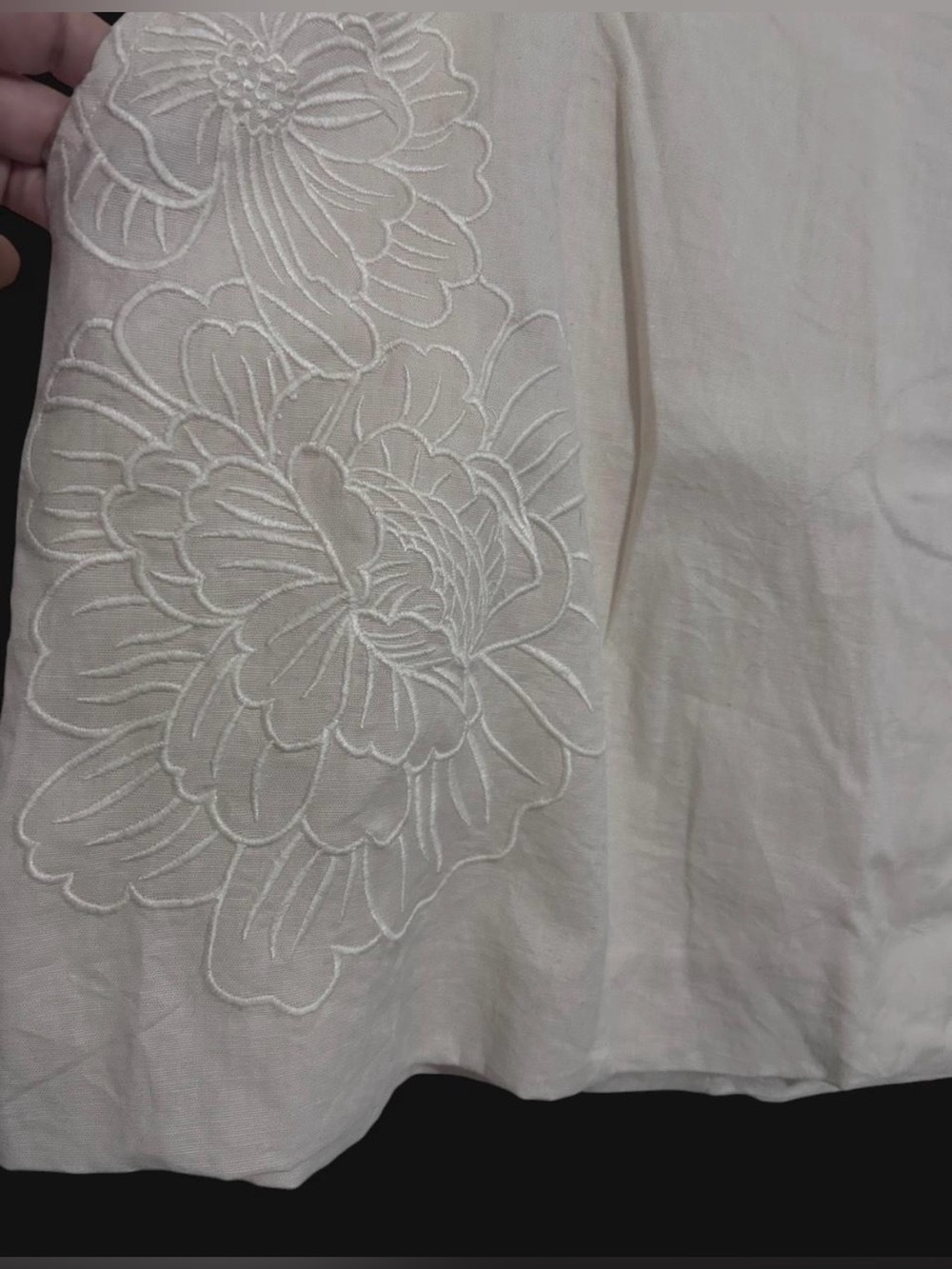 Women’s Cream Embroidered Floral Skirt